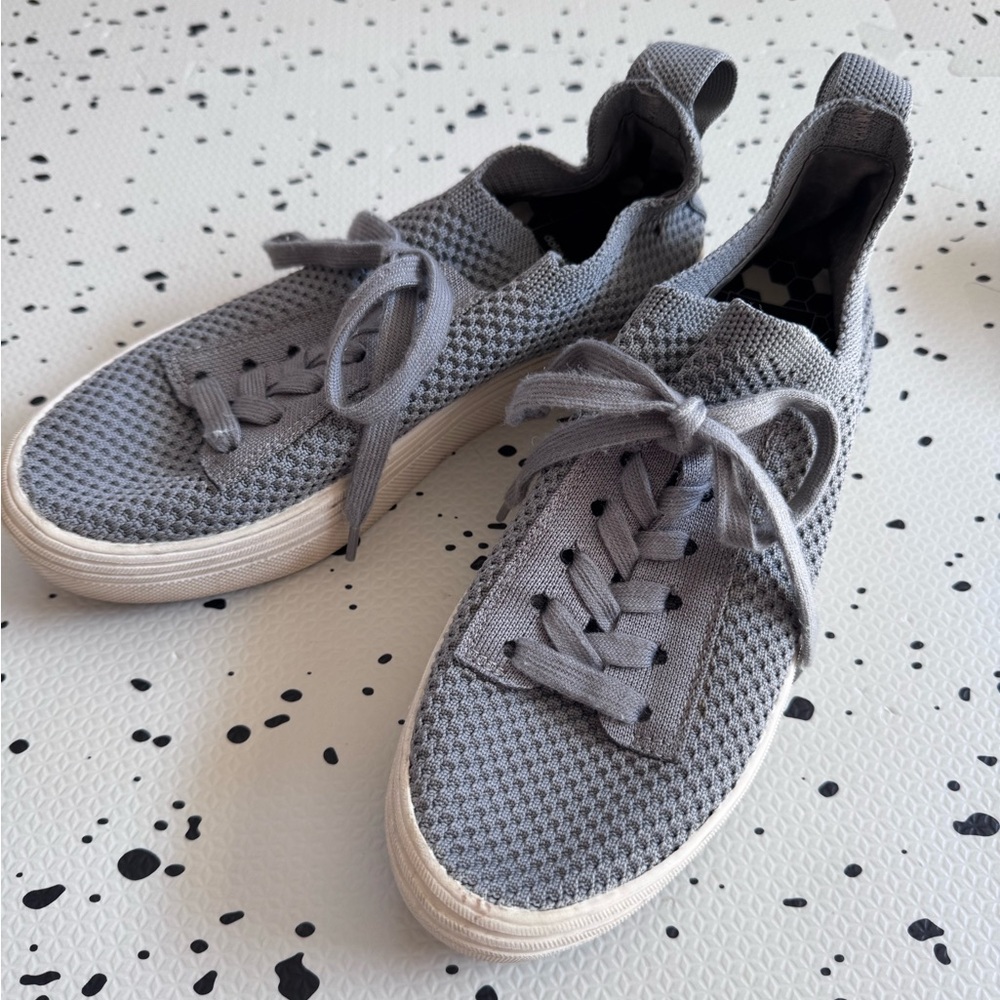 Dolce Vita sneakers